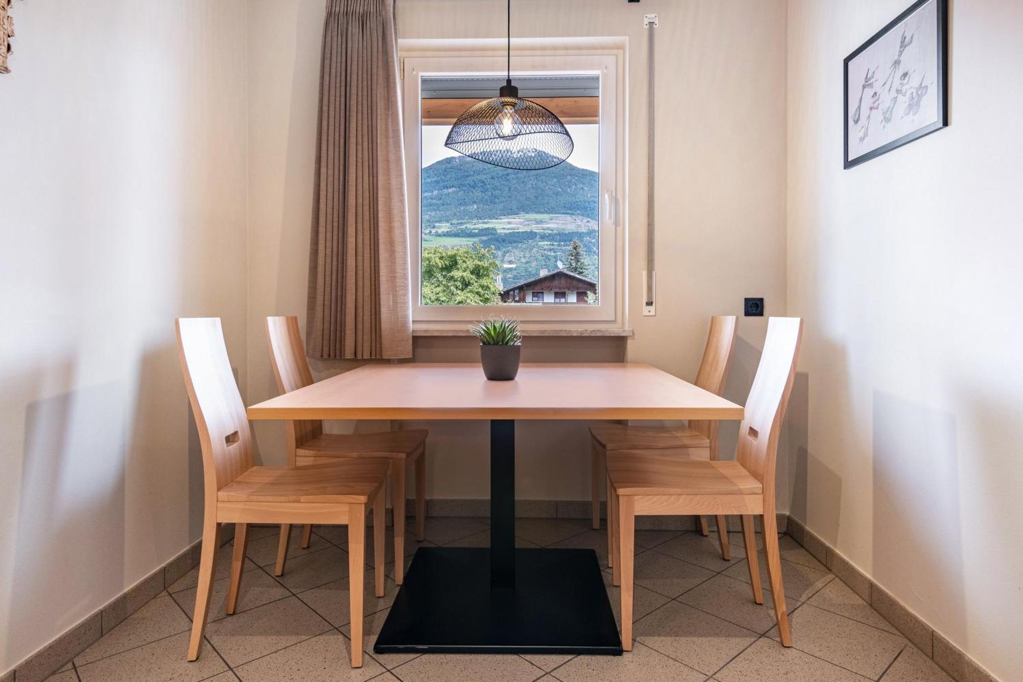 Ferienwohnung Hans プラート・アッロ・ステルヴィオ エクステリア 写真